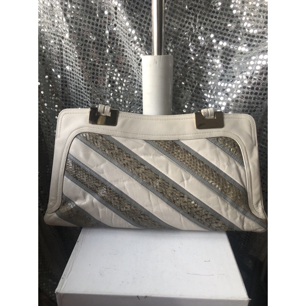 Túi xách da thật độc lạ hàng si tuyển