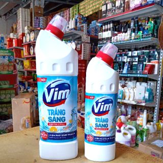 Gel tẩy bồn cầu Vim trắng sáng hương chanh sả dịu mát 880ml.