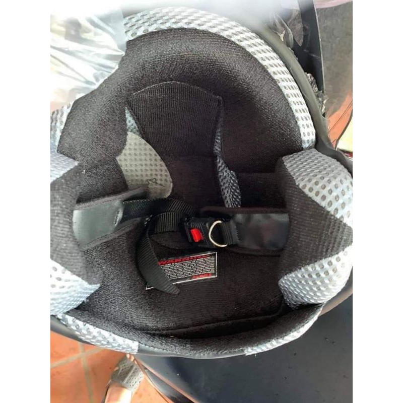 Nón bảo hiểm Suzuki hàng  khuyến mãi