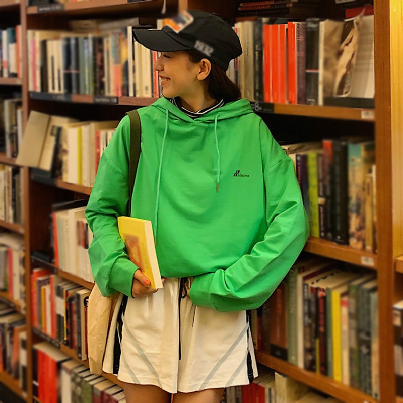 Áo Sweater tay dài hoạ tiết hoạt hình thiết kế dáng rộng cho phái nữ | BigBuy360 - bigbuy360.vn