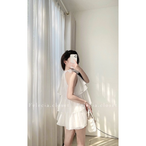 Áo yếm cổ nơ bèo tầng