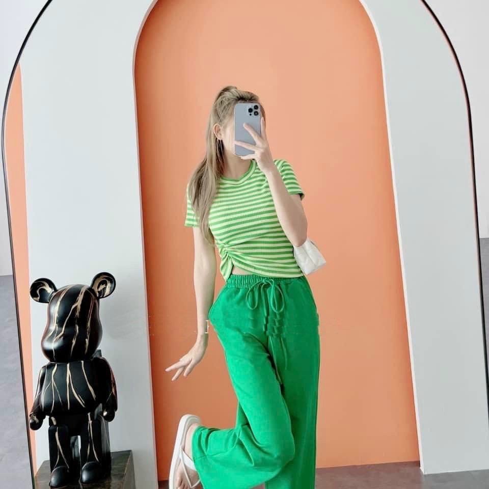 Sét Bộ Nữ 2 Món Áo Kiểu Chất Thun Gân Kết Hợp Quần Ống Rộng Tuyết Mưa Mặc Đẹp Phù Hợp Đi Chơi, Du Lịch NEW UNISEX