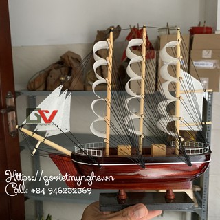 [Đã ráp sẵn] Mô hình thuyền gỗ trang trí phong thủy để bàn làm việc - Thuyền Le Belem của Pháp - Dài 27cm - Buồm trắng