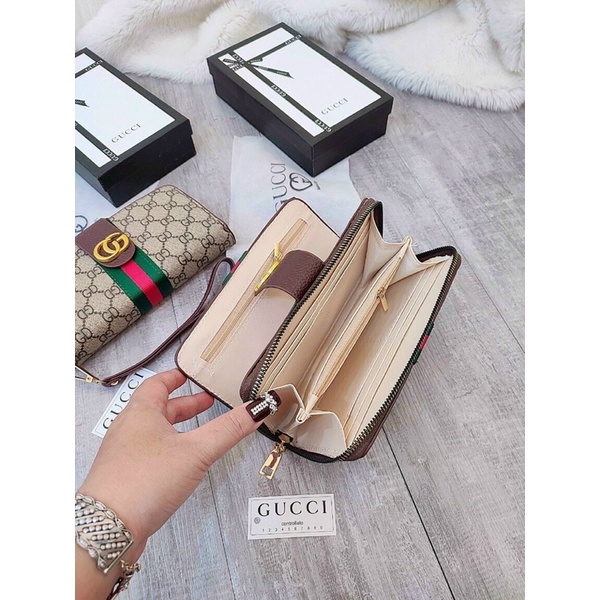 Ví GD siêu xinh kèm tag có dây đeo cổ tay