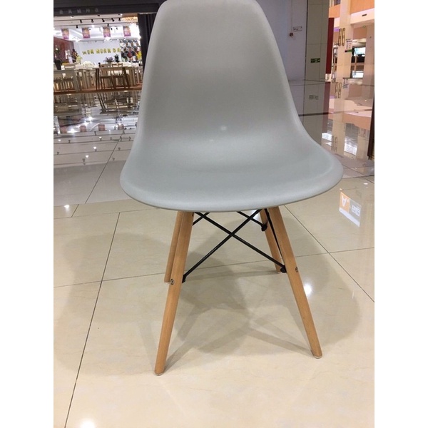 Combo 06 ghế Eames nhựa chân gỗ ( lấy màu nào khách vui lòng ib shop )