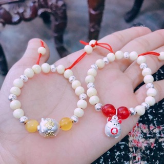 Vòng dâu mix lợn bạc