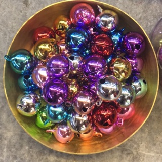 Quả lục lạc nhiều màu