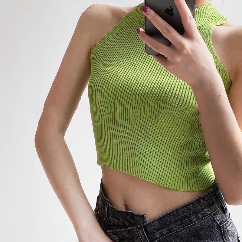 Áo len mỏng croptop cổ yếm năng động