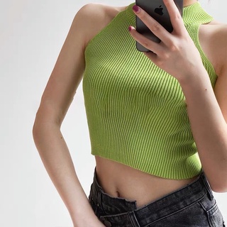 Áo len mỏng croptop cổ yếm năng động