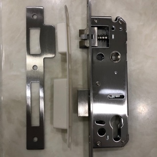 Ruột khoá cửa vân tay xịn có lẫy đóng êm