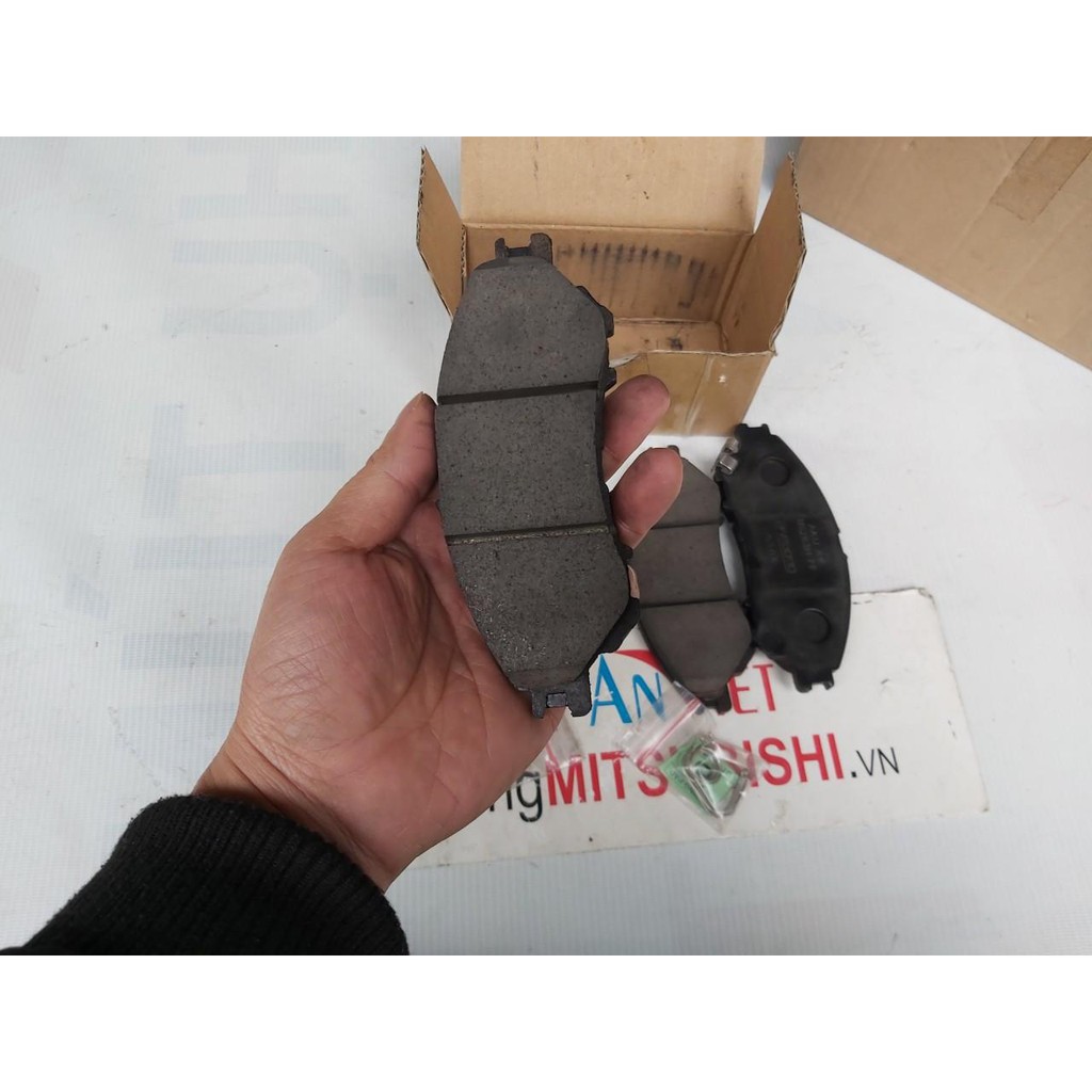 Má phanh trước xe Mitsubishi Xpander