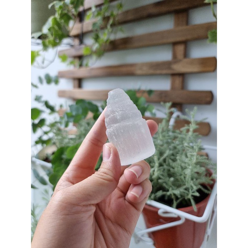 Tháp Selenite size nhỏ dùng thanh tẩy, khuếch đại năng lượng