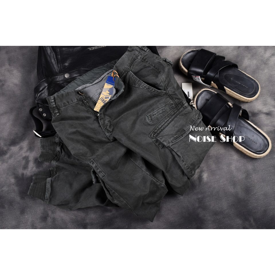 Quần Jogger Kaki Túi Hộp