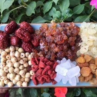 1 Sét Chè Dưỡng Nhan 2-3 người ăn