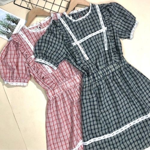 Váy thiết kế dáng xòe ngắn tay phối ren bèo ngực MQ CLOTHING đầm chữ A kẻ caro chun eo