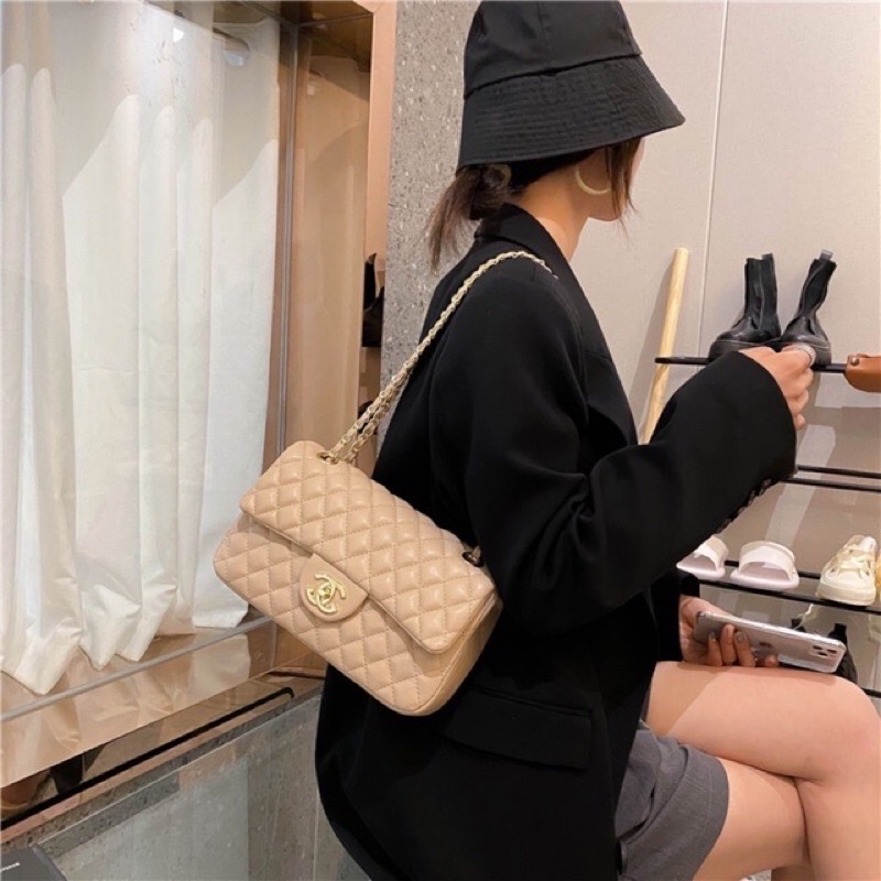 Túi xách nữ đeo chéo da gạo 2 màu Hot Trend 2022