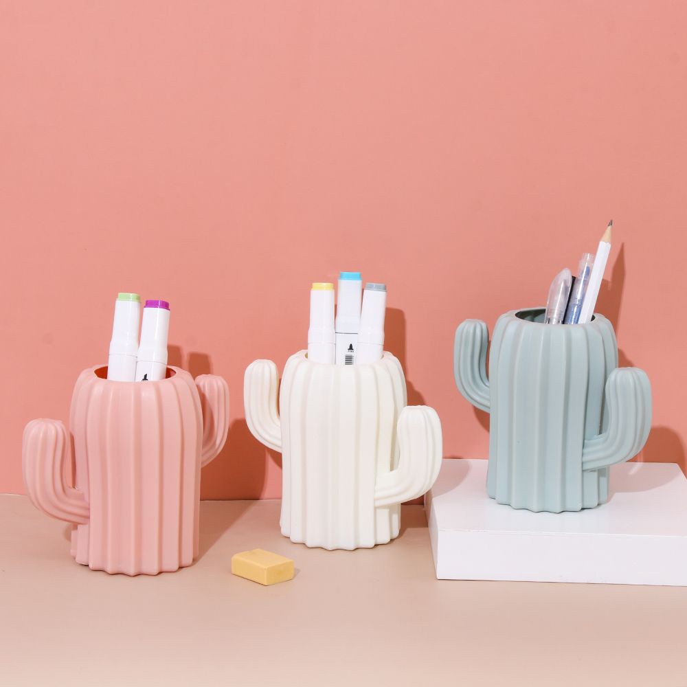 Hộp đựng bút / đồ trang điểm để bàn hình cây xương rồng bằng nhựa nhiều màu sắc độc đáo Daphne