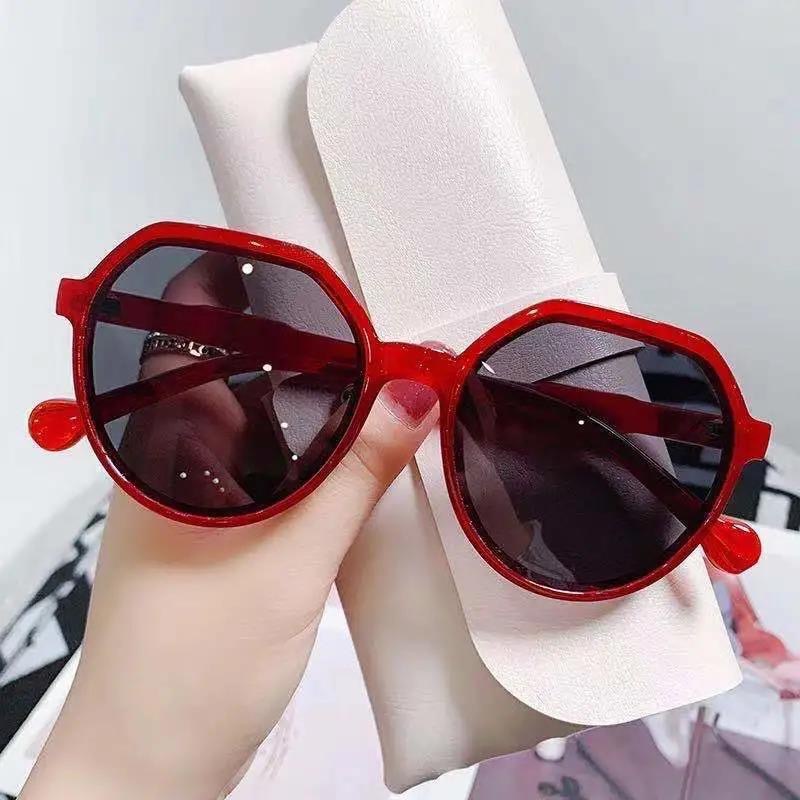 Kính mát gọng kim loại chống tia UV400 thời trang cho nữ