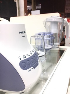 Máy Xay Sinh Tố PHILIPS HR2118