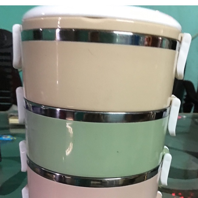 Cặp lồng 4 ngăn siêu tiện dụng cho công sở.