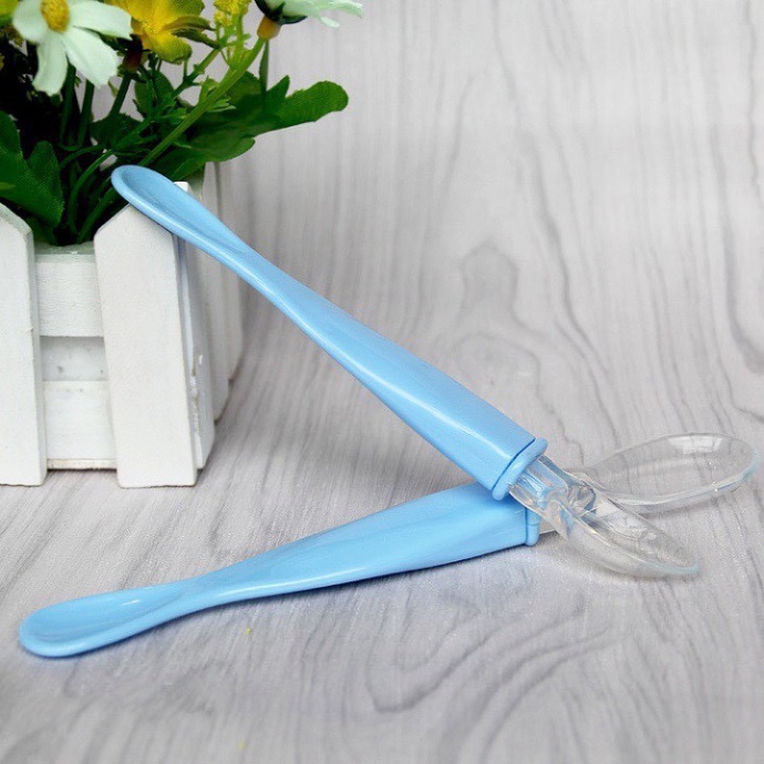 Thìa Ăn Dặm Silicon CHICCO Sét 2 chiếc kèm vỉ cho bé. Thìa 2 đầu tập ăn dặm A Lá Kids