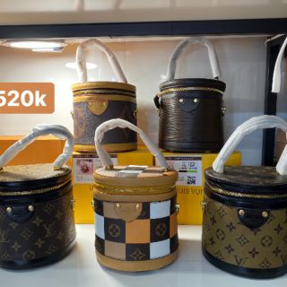 Túi LV hộp tròn đang hot. Hàng full box, super vip