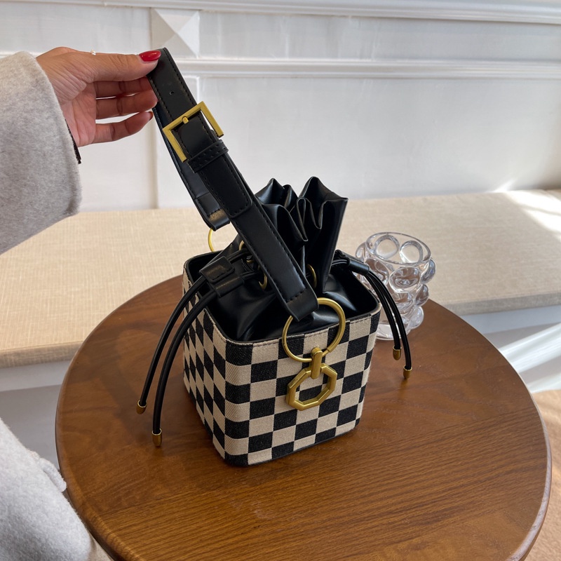 Túi Xách Tay Nhỏ Hình Vuông Phong Cách Cờ Vua Mới Năm Dành Cho Bạn Nữ