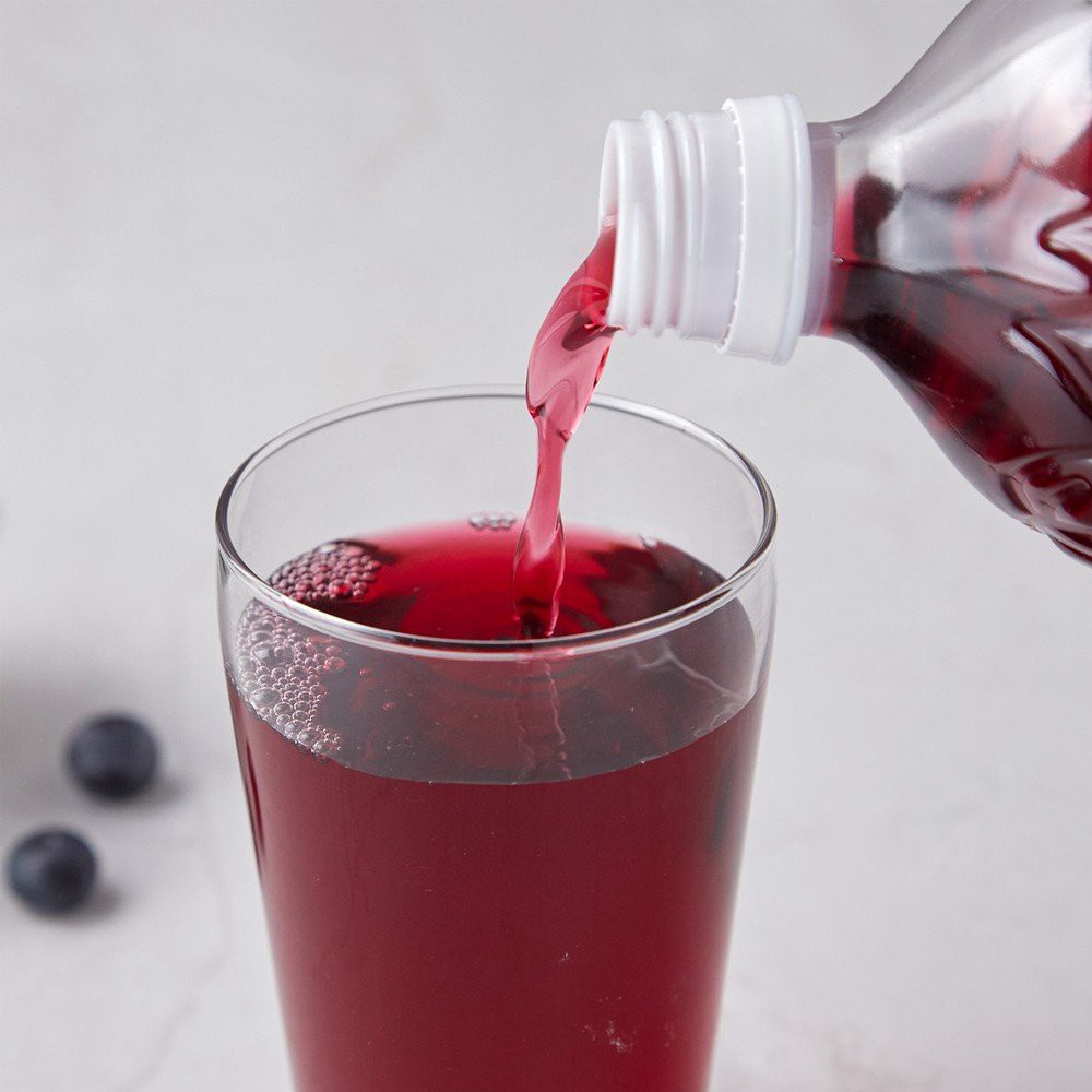 Nước trái cây Woongjin chai lớn 1.5 lít