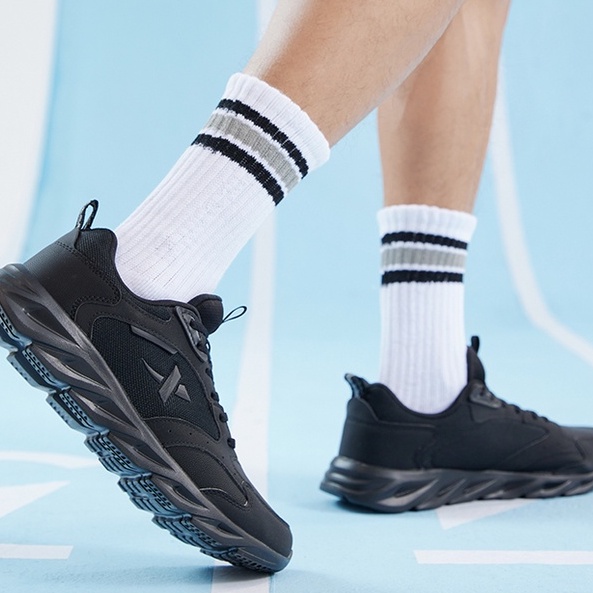 Giày Chạy Bộ Trọng Lượng Nhẹ Thoải Mái Chống Trượt / Mòn / Sốc / Mài Mòn Thời Trang Cho Nam