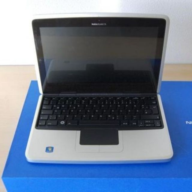 Giá tốt | Laptop mini gọn nhẹ | Atom 2gb 10” cũ 2nd