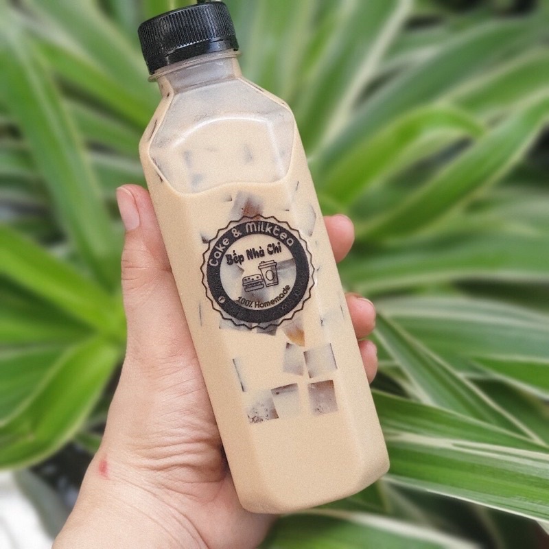 chai nhựa vuông 330ml đựng trà sữa , nước ép, nước sâm kèm nắp