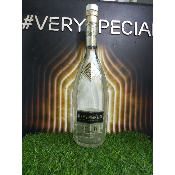 Vỏ chai rượu ngoại Remy Martin Club