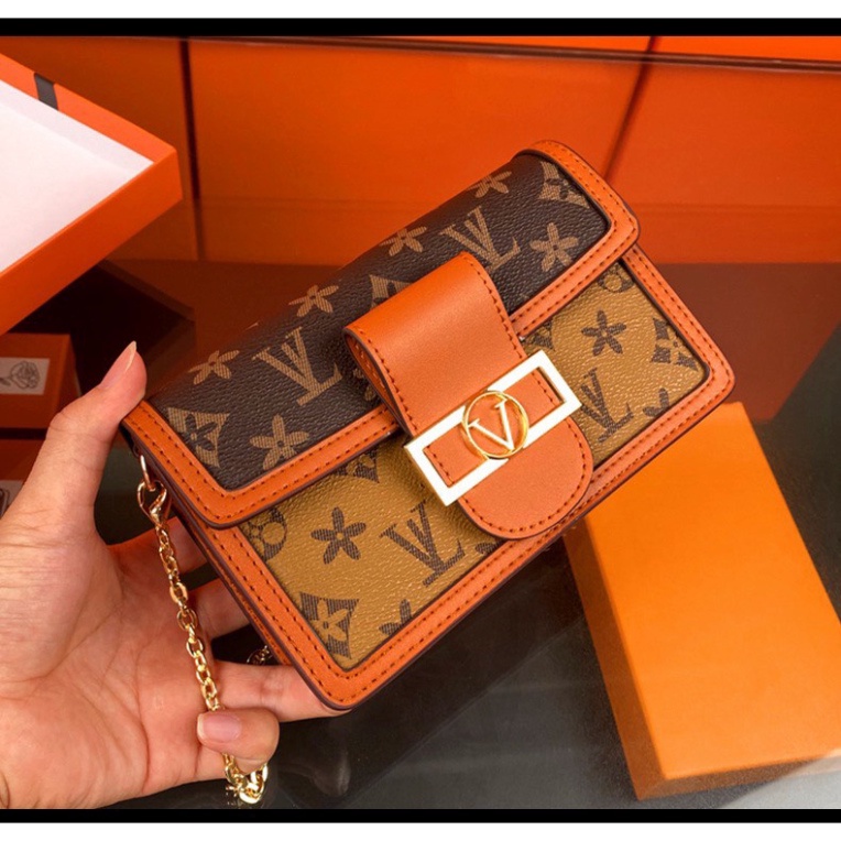 Túi xách nữ LV mềm thời trang, túi đeo chéo đeo vai kẹp nách đi chơi đi làm dây da phối xích cao cấp