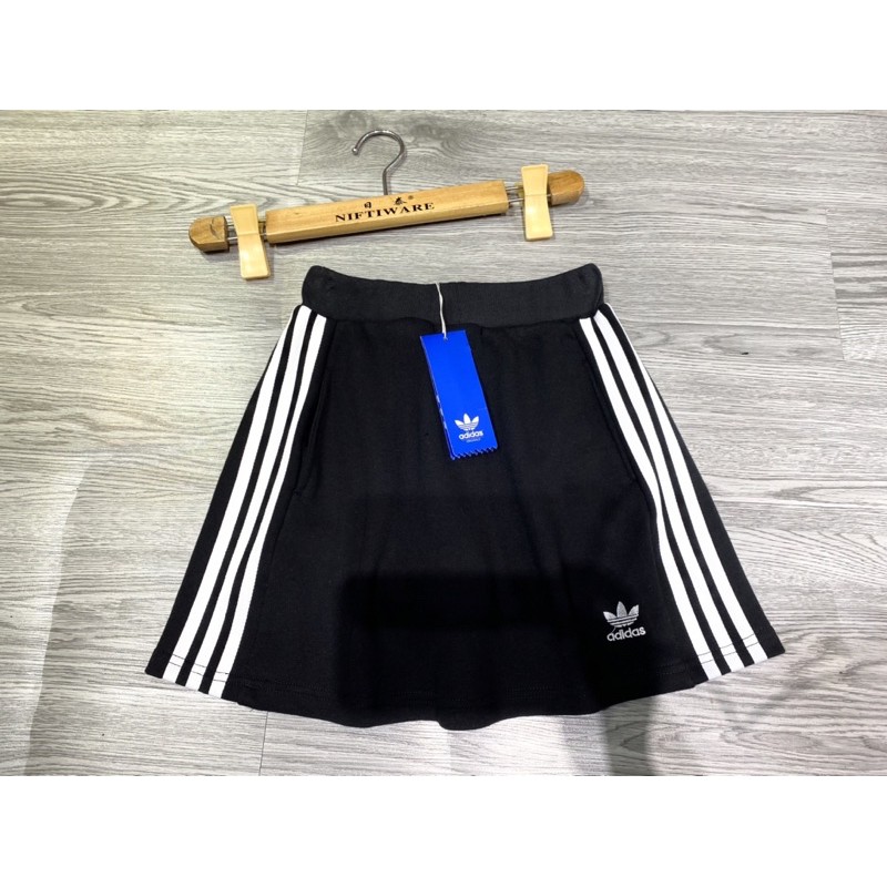 CHÂN VÁY Adidas THỂ THAO LOGO THÊU,CÓ QUẦN LÓT TRONG,TUI HÔNG