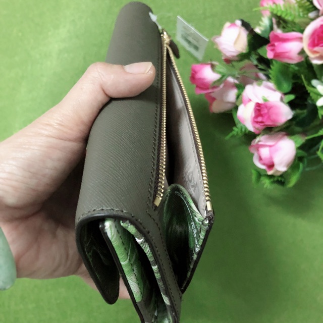 Ví cầm tay hoa dâm bụt