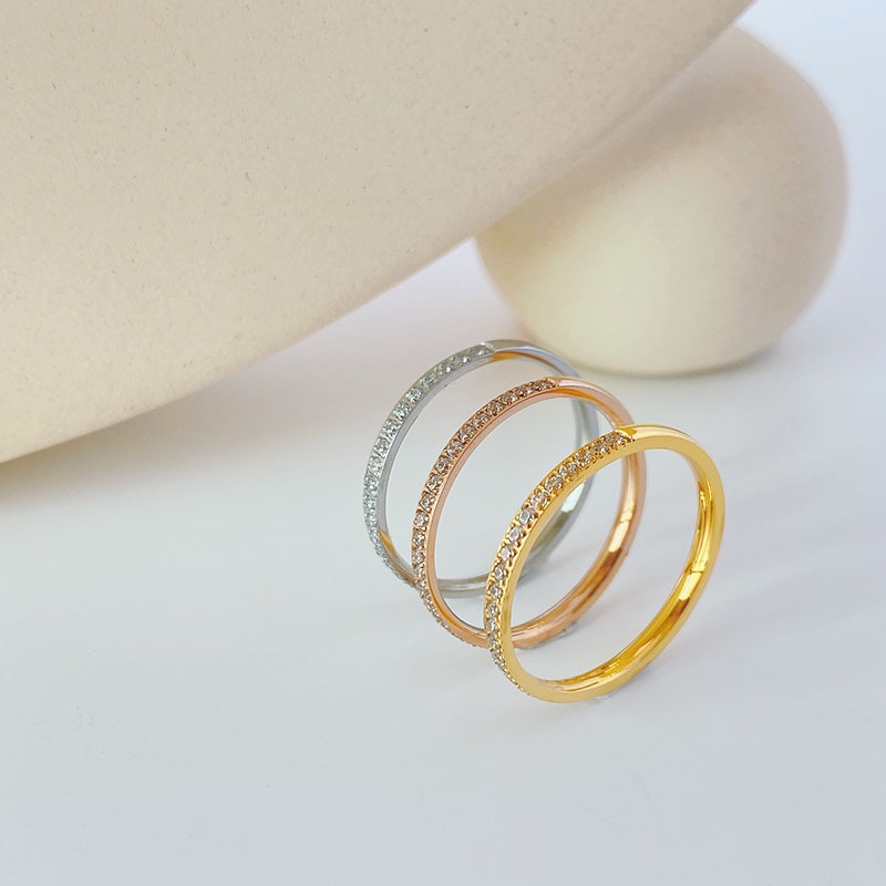 Nhẫn Thép Titan Đính Kim Cương Giả Phong Cách Hàn Quốc Dành Cho Cặp Đôi