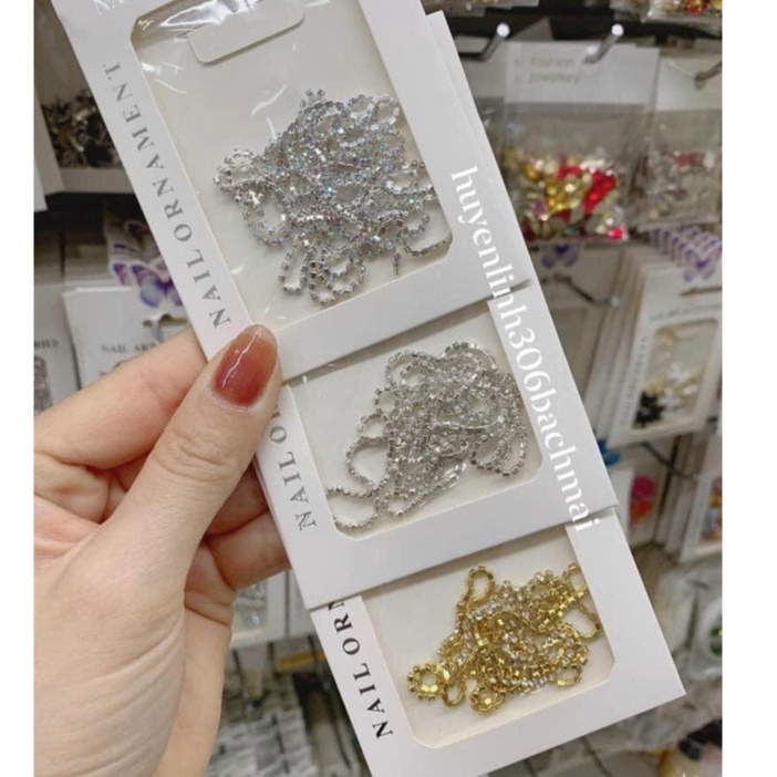 Dây xích kim loại đính đá 3D long lanh sang trọng trang trí móng.