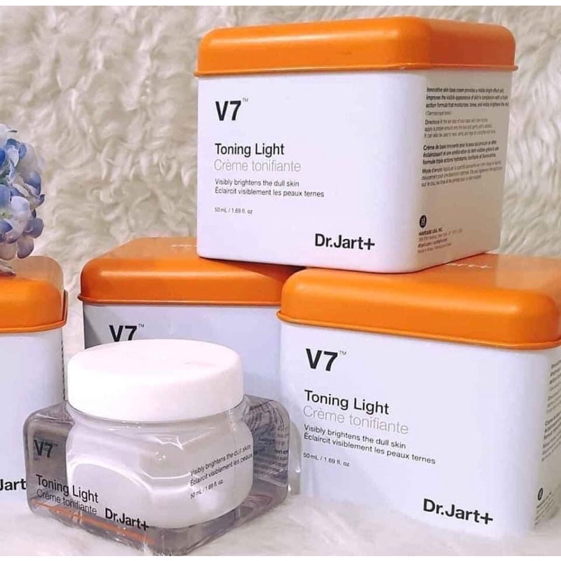 kem dưỡng da v7