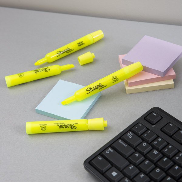 Bút dạ quang ngòi vát Sharpie Tank Highlighter – Yellow (Vàng)