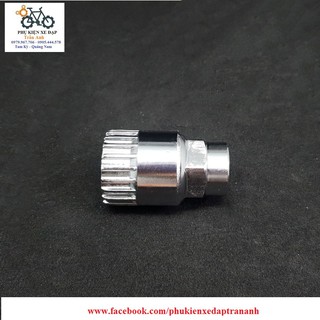 Cảo trục giữa xe đạp