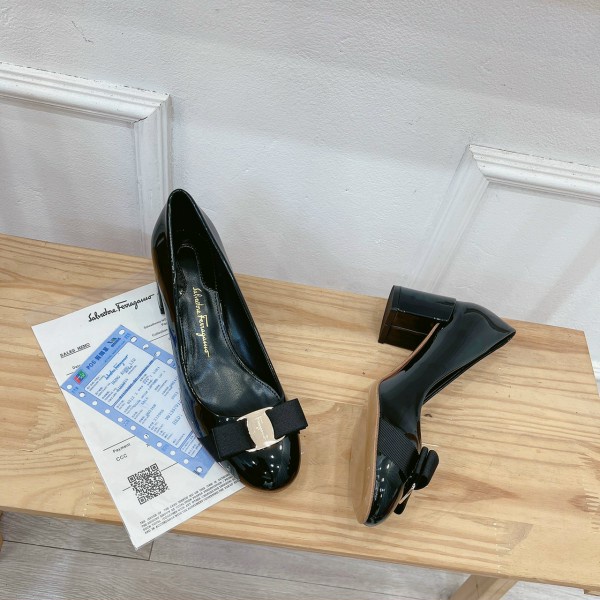 Guốc SVT bóng gót 5p hàng fullbox 3 màu đen kem đỏ