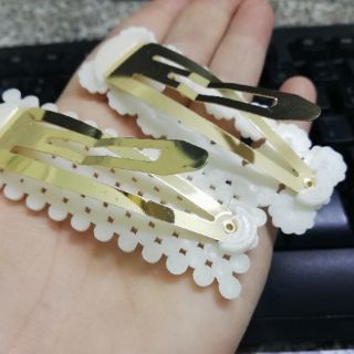 Kẹp tóc mái đính hạt ngọc