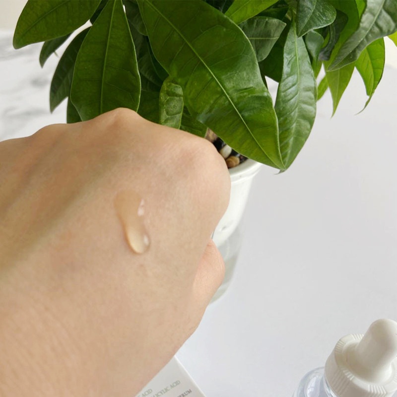XIXI Tinh chất dưỡng ẩm làm trắng da se khít lỗ chân lông chống lão hóa 30ml
 | BigBuy360 - bigbuy360.vn