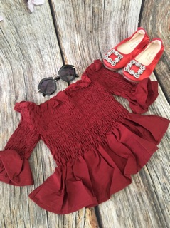 Áo xoè rớt vai cute