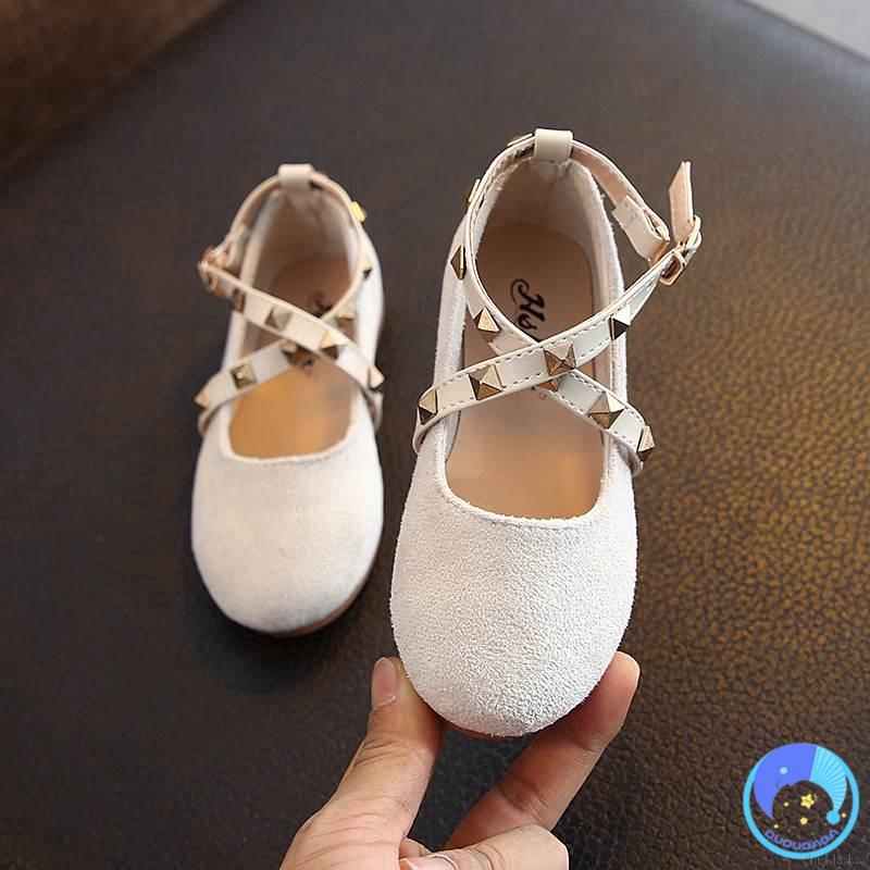 Giày đế mềm chống trượt xinh xắn dành cho bé gái