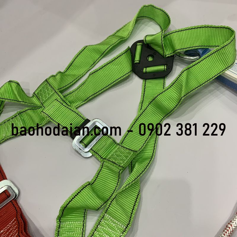 Dây an toàn toàn thân 1 móc thép dây thừng có hộp giảm sốc