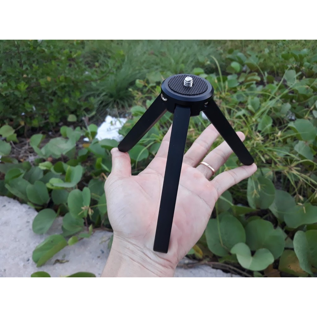 TRIPOD MINI BẰNG SẮT CHO ĐIỆN THOẠI MÁY ẢNH Gimbal  Crane Plus