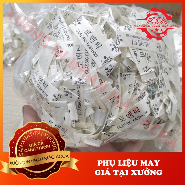 [ Sẵn ] 1 túi 1000 cái Mác lụa satin chữ Hàn bán sẵn gắn cổ_Nhận in nhãn mác quần áo theo yêu cầu tại Hà Nội