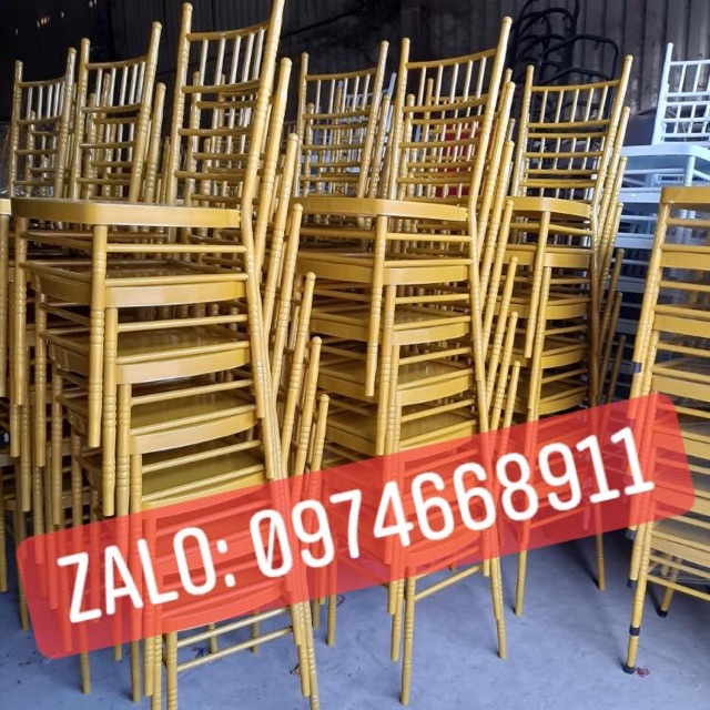 Ghế chiavari tiệc cưới