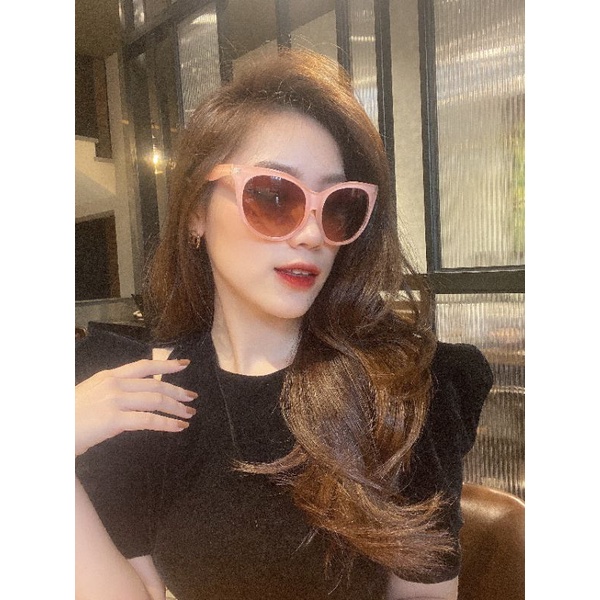 Kính Sinsay chính hãng có mail mua hàng của web chính hãng